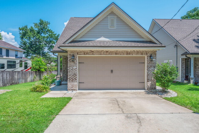 property at 401 King St