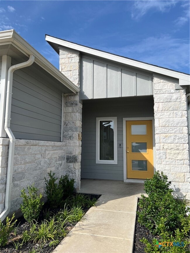 1332 Plymouth St in San Marcos, TX - Building Photo - Building Photo