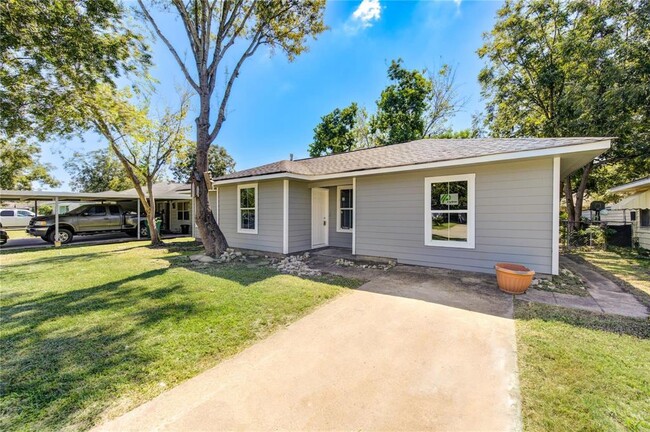 property at 3304 Washington St