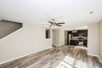 318 Lind Point Ln in Monroe, NC - Building Photo - Building Photo
