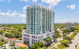 2525 SW 3rd Ave, Unit 705 in Miami, FL - Building Photo