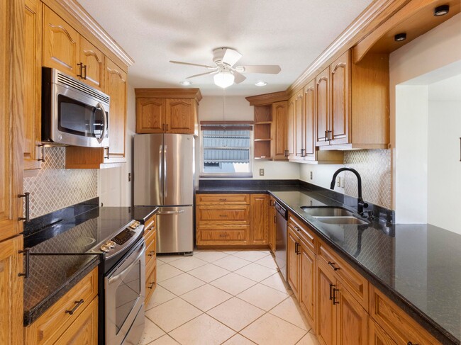 property at 1103 Reposo Ave
