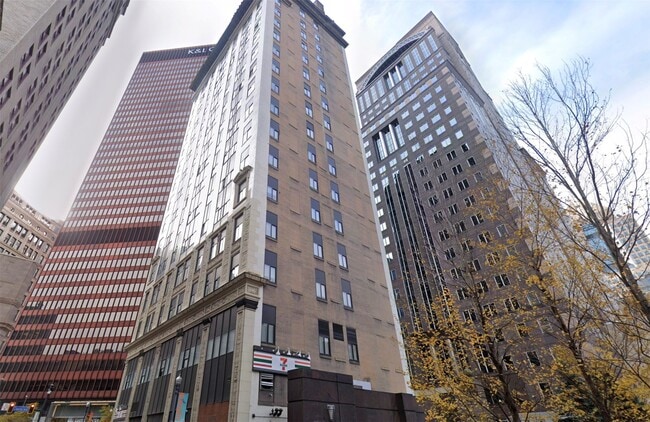 643 Liberty Ave in Pittsburgh, PA - Building Photo - Building Photo