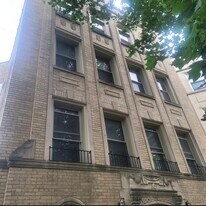 7529 N Claremont Ave in Chicago, IL - Building Photo