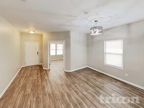 5251 Smoky Ridge Ln in Winston-Salem, NC - Building Photo - Building Photo