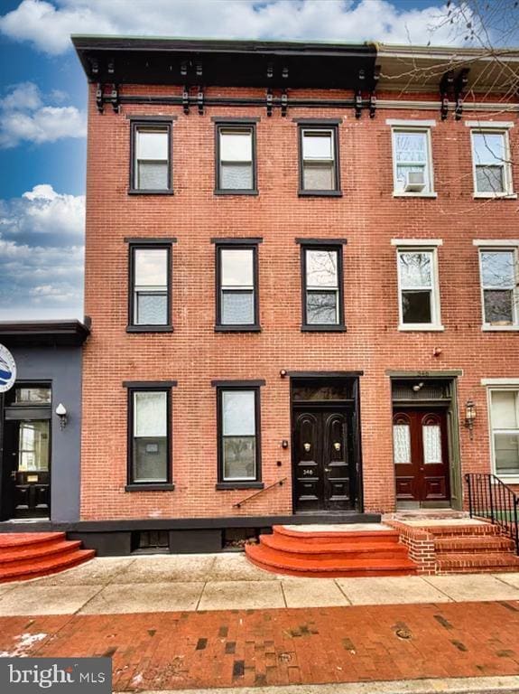 property at 348 Farnsworth Ave