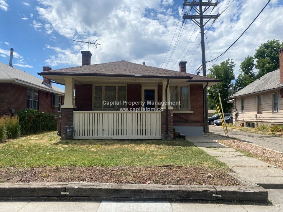 174 E 1300 S in Salt Lake City, UT - Building Photo