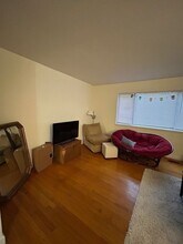 205 Sunrise Ln in Chapel Hill, NC - Building Photo - Building Photo