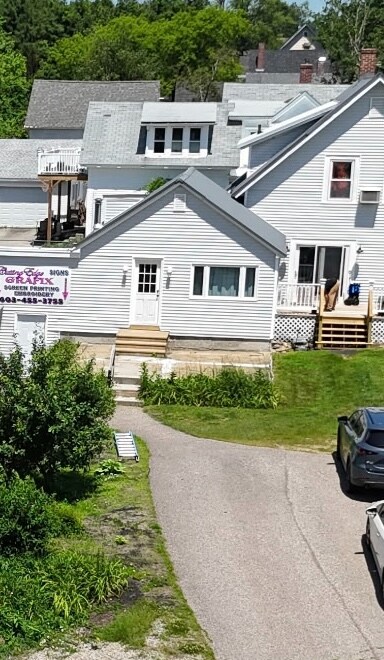 95 Park St in Northfield, NH - Building Photo