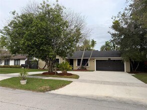 10241 SW 132nd Ave in Miami, FL - Building Photo - Building Photo