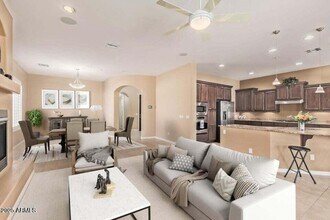 14806 Luna Cir in Litchfield Park, AZ - Building Photo - Building Photo