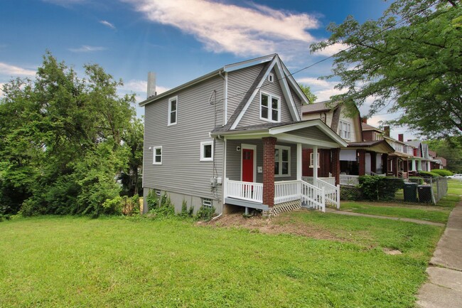 22 Glen Este Pl in Cincinnati, OH - Building Photo - Building Photo