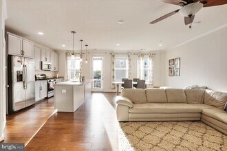 24553 Rosebay Terrace in Stone Ridge, VA - Building Photo - Building Photo