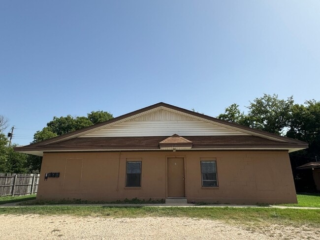property at 219 Hold St