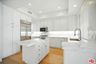 6440 Lunita Rd in Malibu, CA - Building Photo - Building Photo