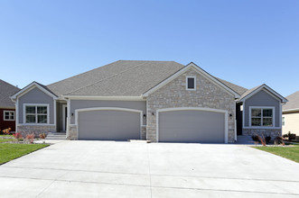 Timberline Ridge in Waukee, IA - Foto de edificio - Building Photo