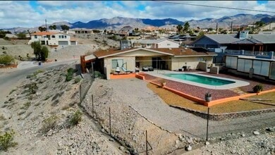 3767 Kicking Horse Dr, Unit Main House in Lake Havasu City, AZ - Building Photo - Building Photo