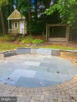 13466 Photo Dr in Woodbridge, VA - Building Photo