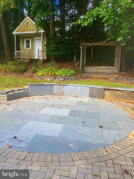 13466 Photo Dr in Woodbridge, VA - Building Photo