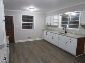 1070 Bloomville Rd in Manning, SC - Building Photo - Building Photo