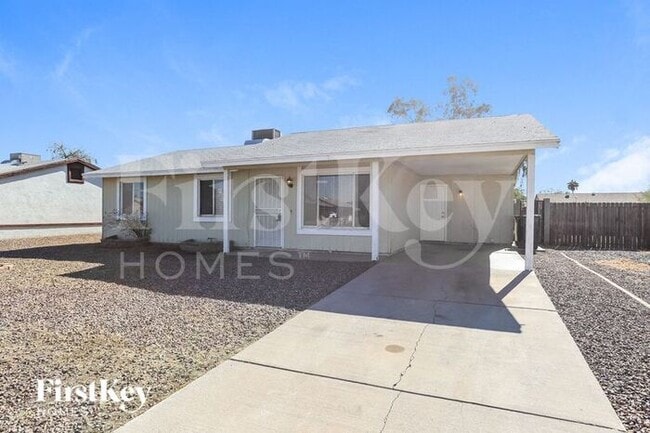 8807 W Mercer Ln in Peoria, AZ - Foto de edificio - Building Photo