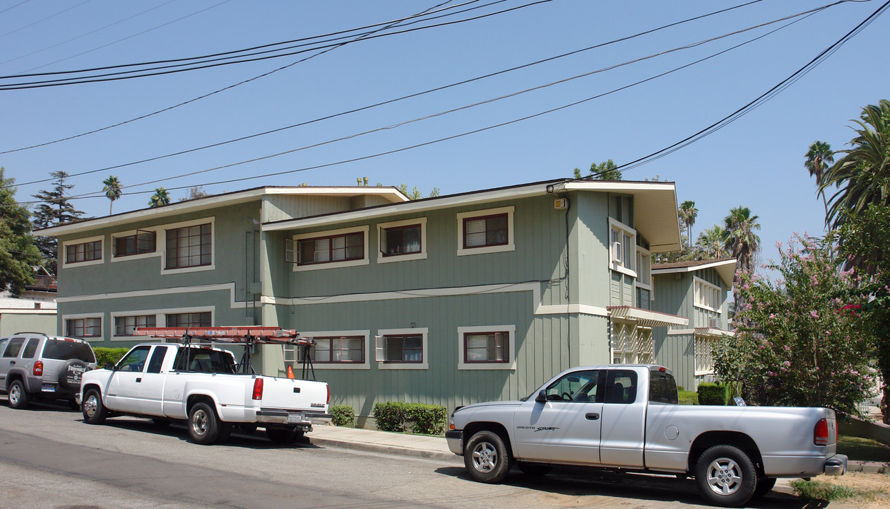 3623-3645 Prospect Ave in Riverside, CA - Building Photo