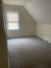 256 Lowell Ave, Unit 2 in Newton, MA - Building Photo - Building Photo