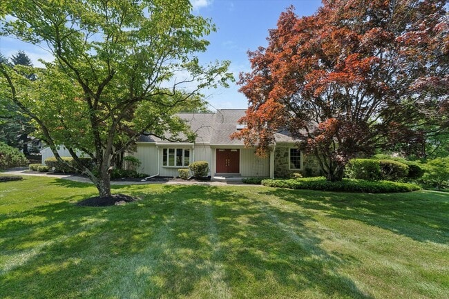 property at 828 Sharon Cir