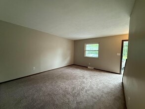53 Neil St in Delaware, OH - Building Photo - Building Photo