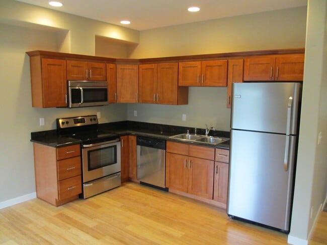 472 SE Oak St in White Salmon, WA - Building Photo - Building Photo