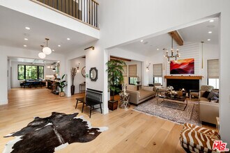 16101 Royal Mt Dr in Los Angeles, CA - Building Photo - Building Photo
