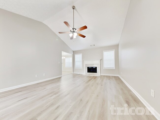 25 Dews Trail in Covington, GA - Foto de edificio - Building Photo