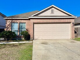 6631 Hartnet Fields in Converse, TX - Building Photo