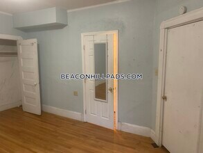 72 Revere St in Boston, MA - Building Photo - Building Photo