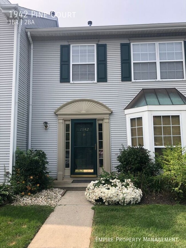property at 1942 Pine Ct