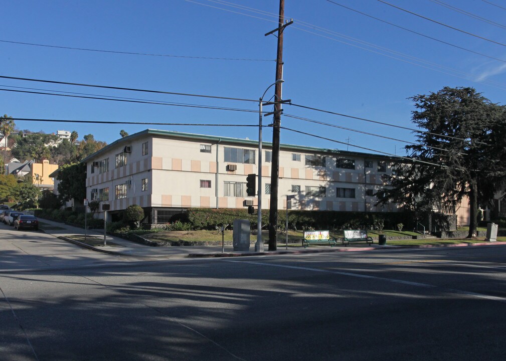 4045 Los Feliz Blvd in Los Angeles, CA - Building Photo