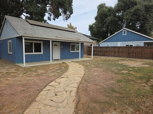 property at 35 1/2 Oak Ave