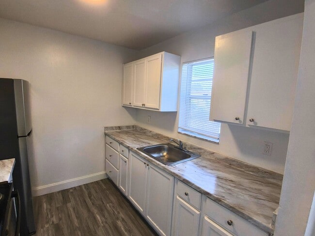 property at 4553 Gulfstream Rd