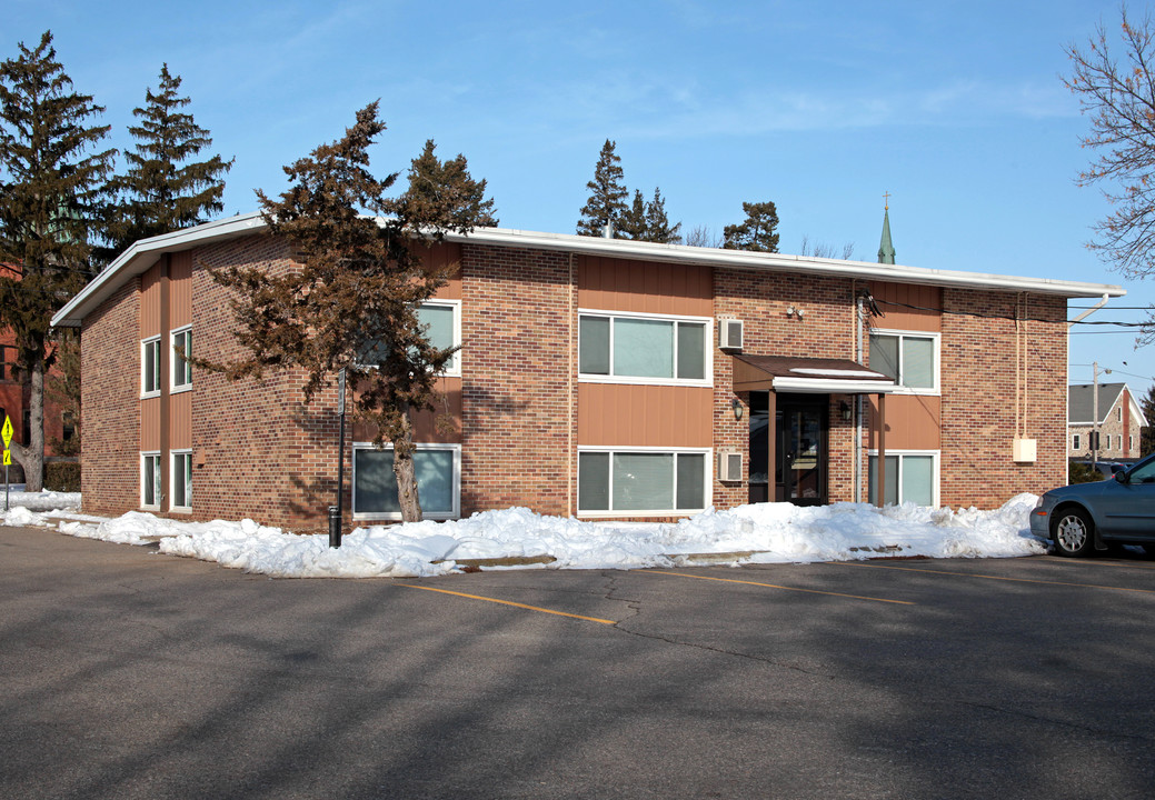 College Avenue Apartments in St. Joseph, MN - Building Photo