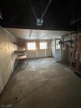 11 Pleasant Plains Rd in Franklin Township, NJ - Building Photo - Building Photo