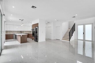 2510 SW 2nd Ave in Miami, FL - Building Photo - Building Photo