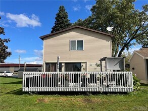 3279 Clinton St in Buffalo, NY - Building Photo - Building Photo