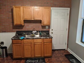 1512 N Greenview Ave, Unit 2 in Chicago, IL - Building Photo - Building Photo