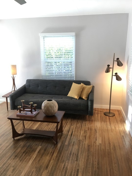 5113 Overland Ave in Culver City, CA - Building Photo