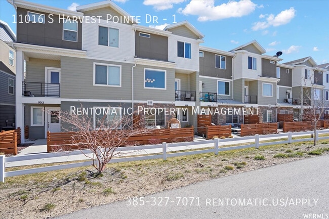 11016 Harvest Pointe Dr in South Jordan, UT - Building Photo - Building Photo