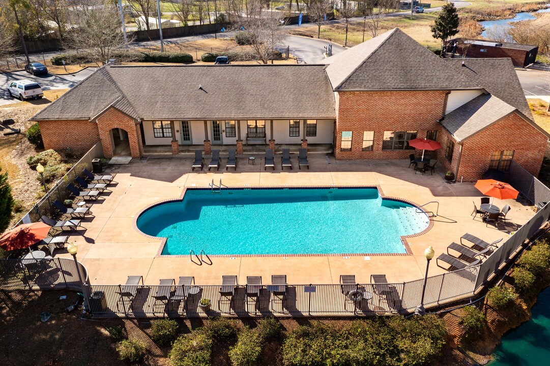 The Oaks of St. Clair in Moody, AL - Foto de edificio