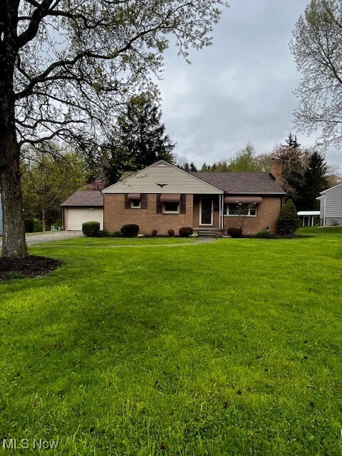 property at 32 Orchard Dr