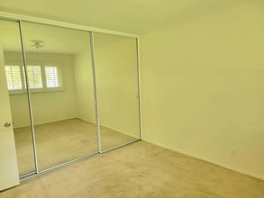 243 Moreton Bay Ln in Goleta, CA - Building Photo - Building Photo