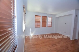 3055 Nimes Ln in Oxnard, CA - Building Photo - Building Photo