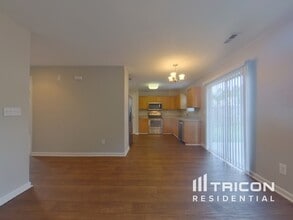 7838 Montbrook Dr in Charlotte, NC - Building Photo - Building Photo